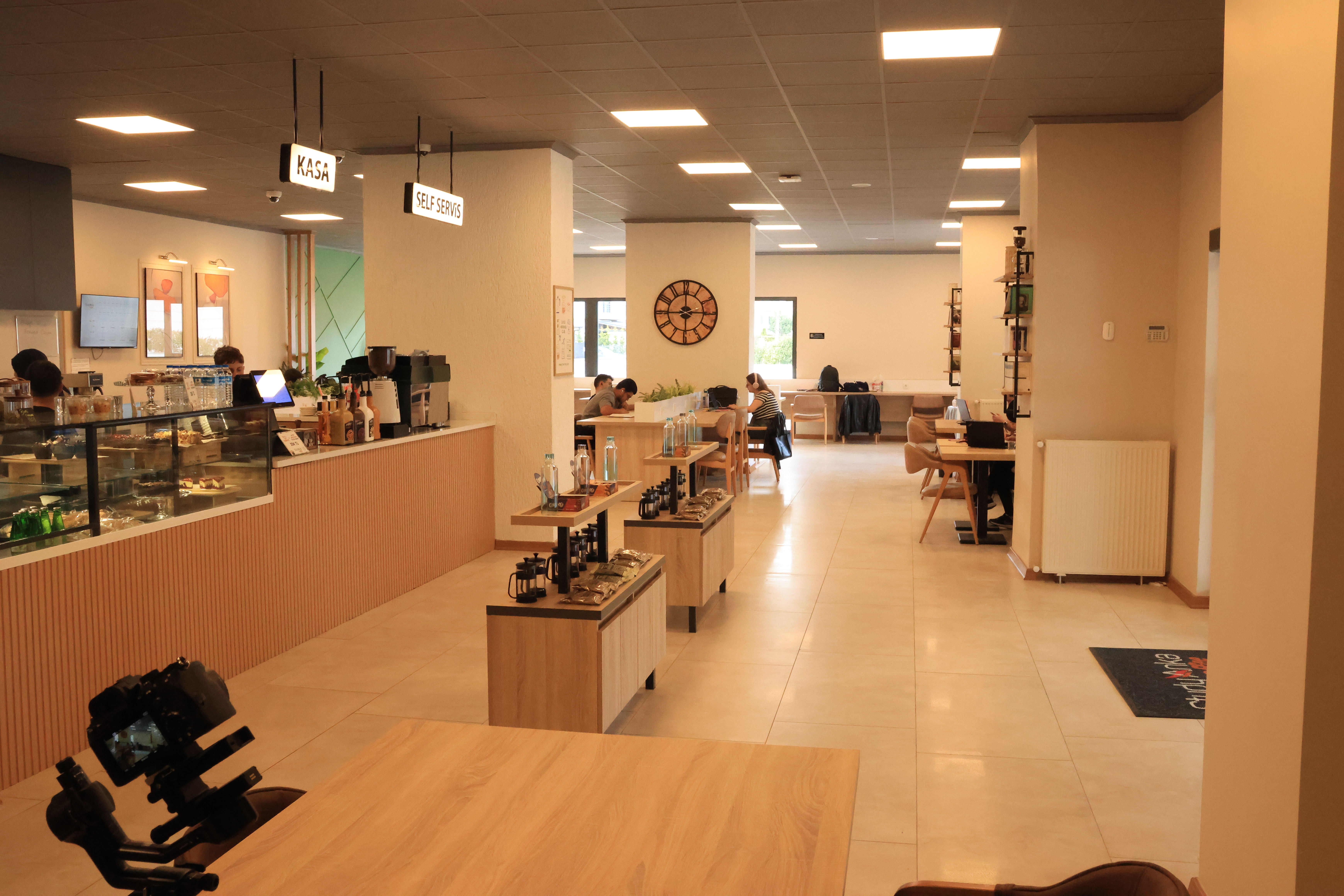 Study Anka Coffee sıcak atmosfer